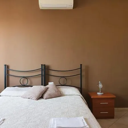 La Casa Degli Artisti 1 Pensjonat