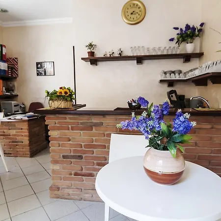 בית הארחה La Casa Degli Artisti 1 *