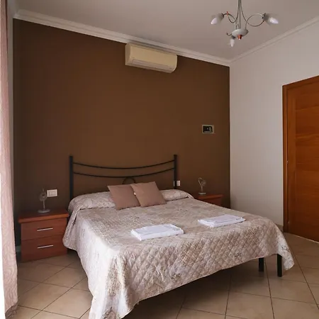 La Casa Degli Artisti 1