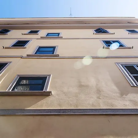 La Casa Degli Artisti 1